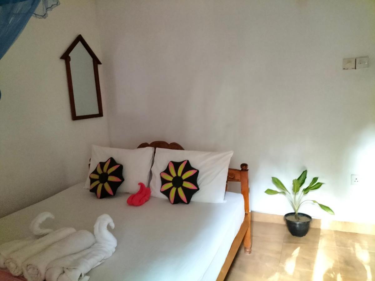 Sanjana Home Stay Habarana Exteriör bild